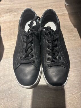 GEOX Women’s Black Casual Leather Sneakers